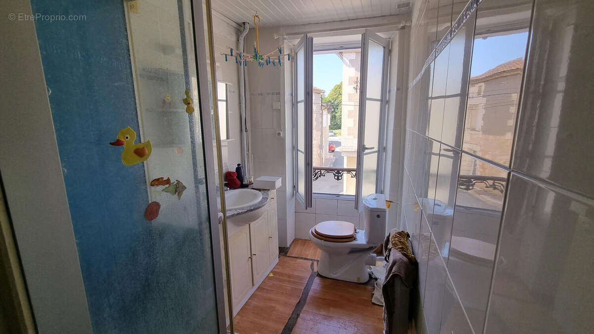 20250811_111536 - Maison à JAVERLHAC-ET-LA-CHAPELLE-SAINT-ROBERT