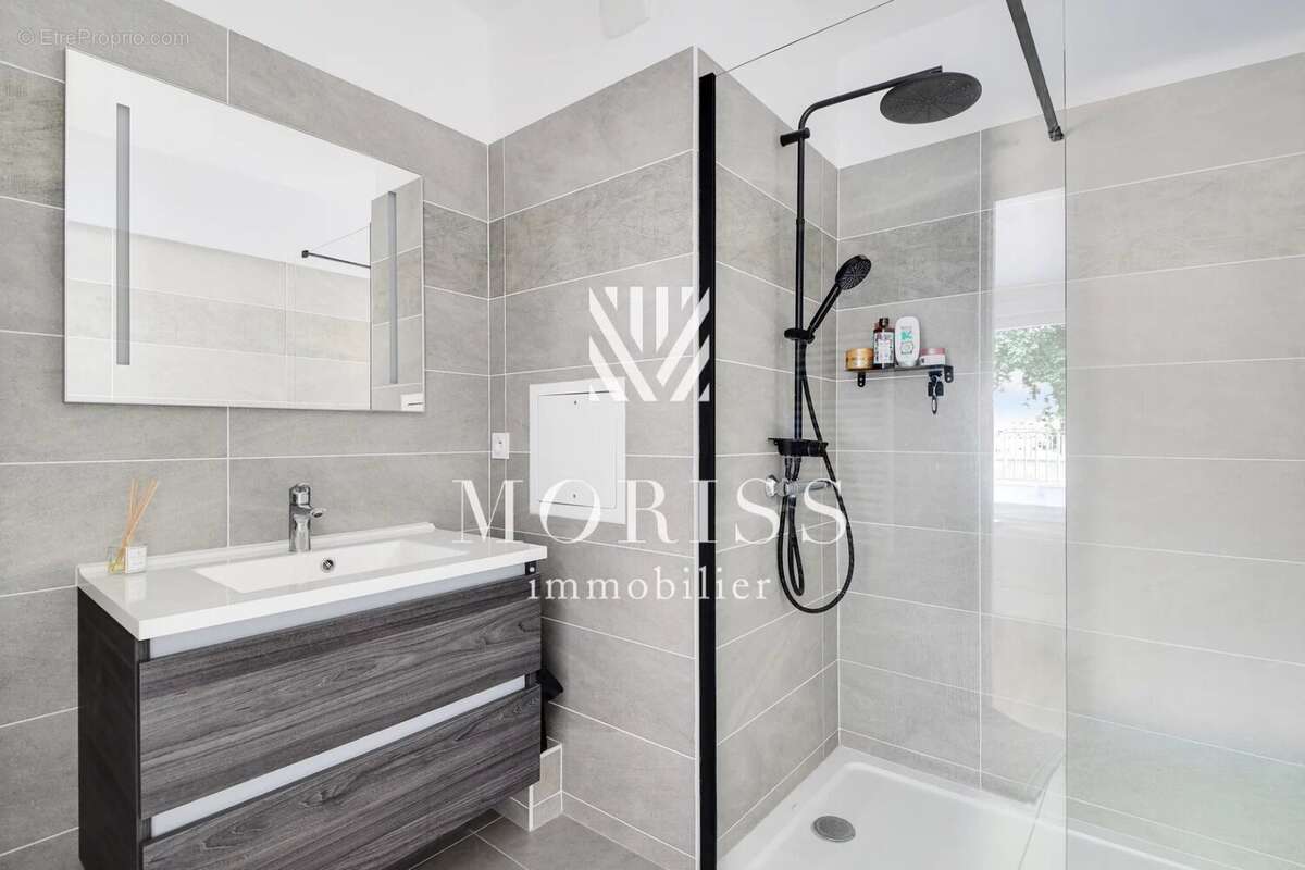 Appartement à CLICHY