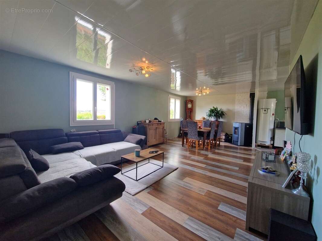 Maison à TILLIERES-SUR-AVRE