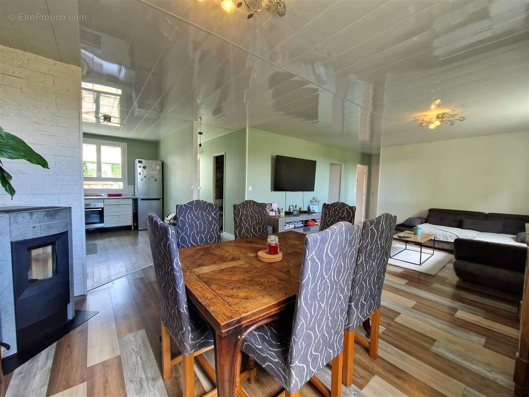 Maison à TILLIERES-SUR-AVRE