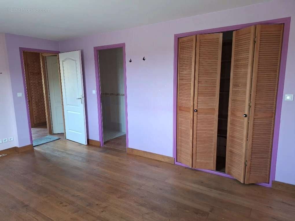 Maison à MONTBRON