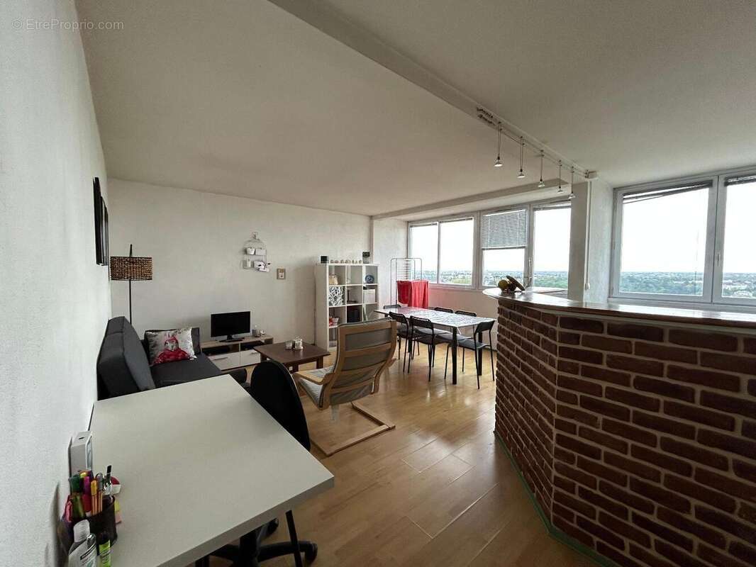   - Appartement à ANGERS