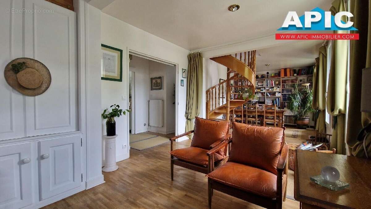 Appartement à GROSLAY