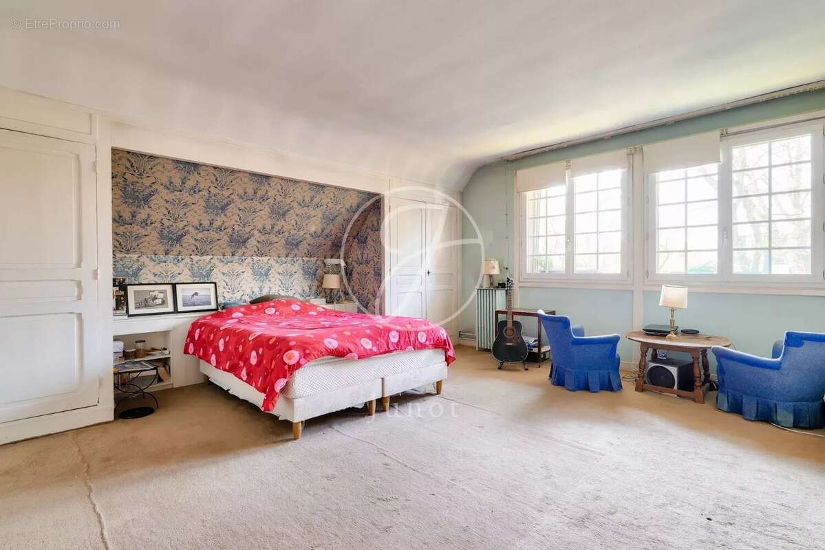 Appartement à GARCHES