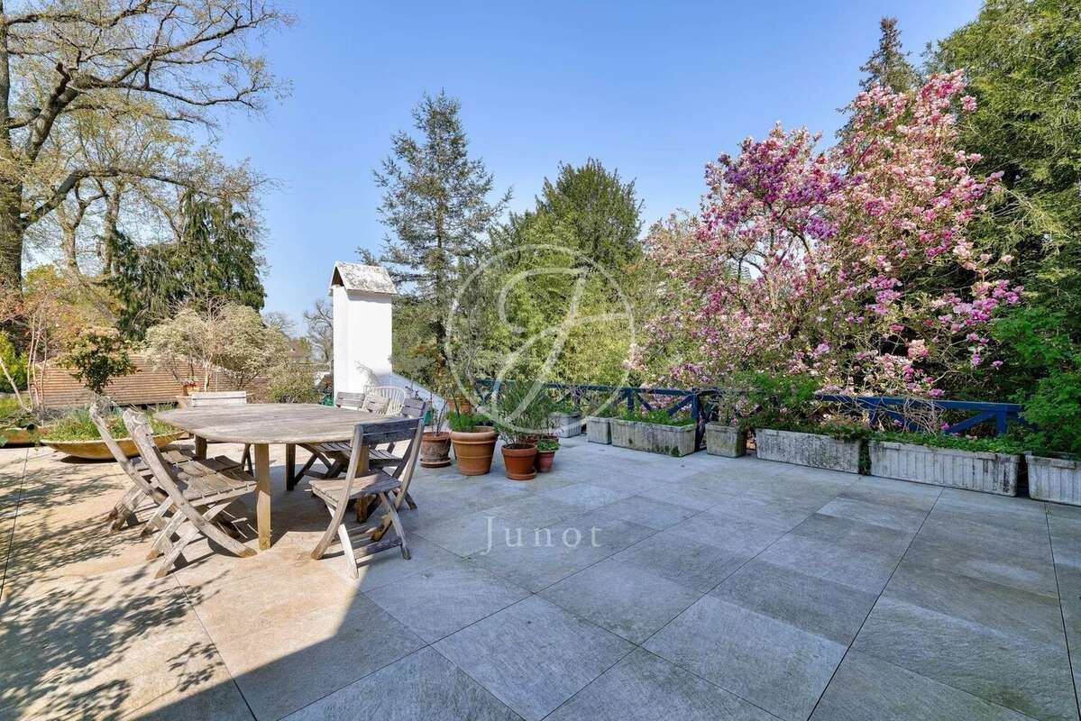 Appartement à GARCHES