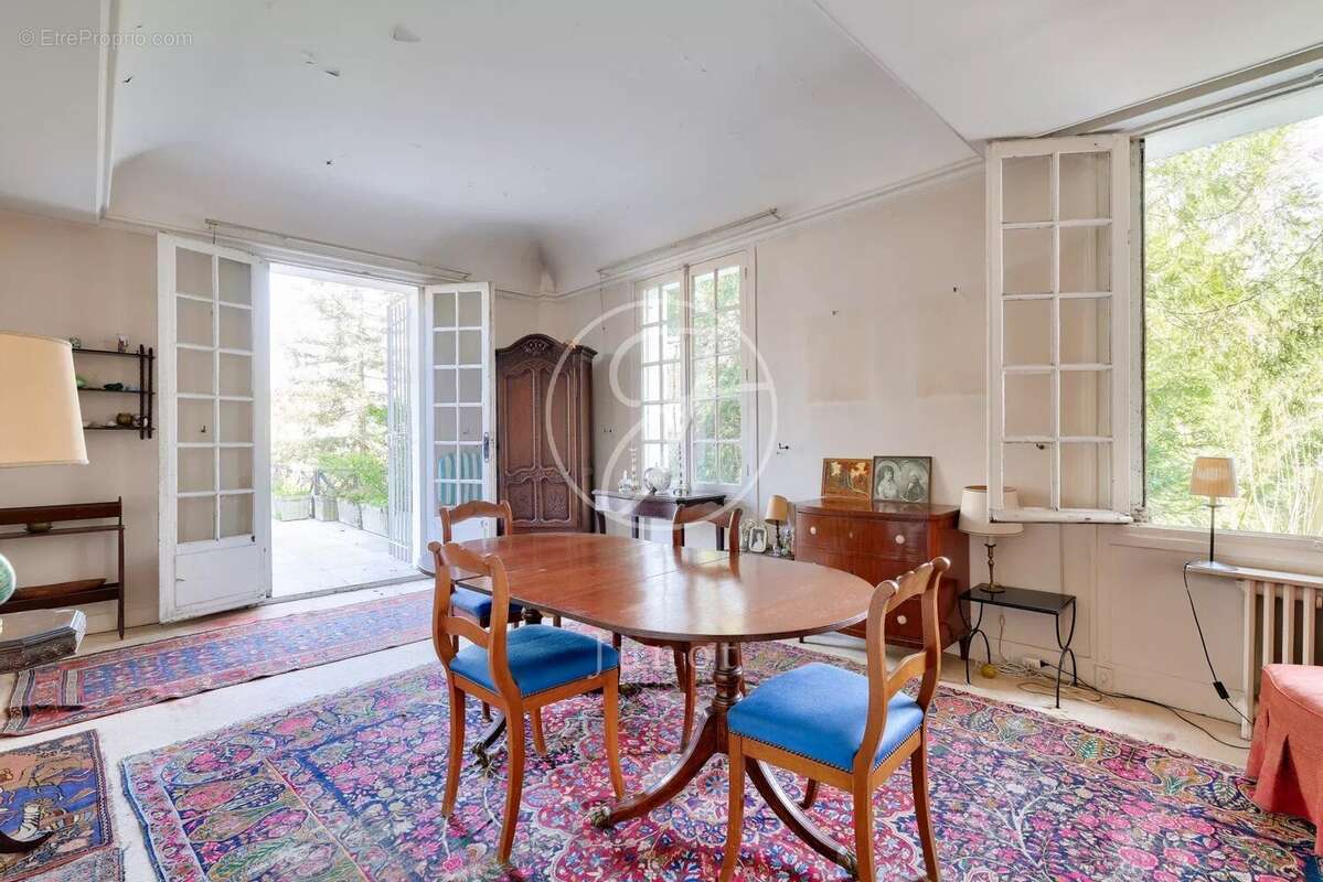 Appartement à GARCHES