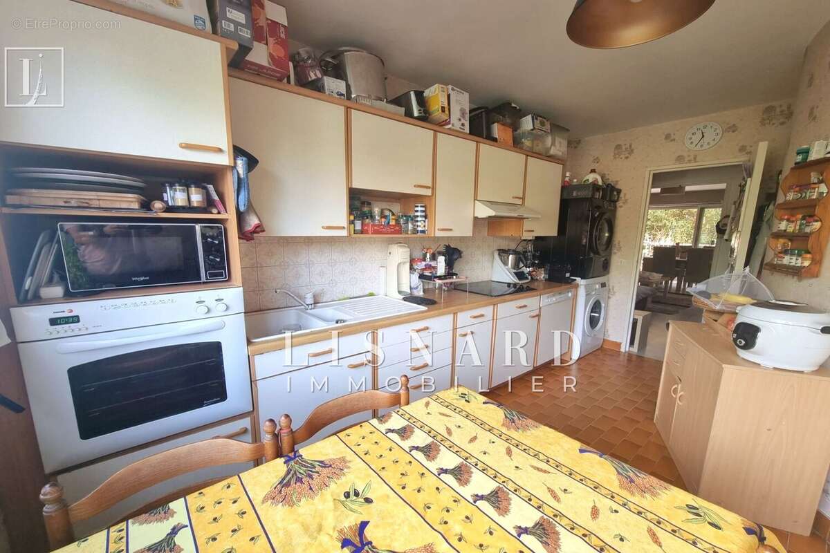 Appartement à VALLAURIS