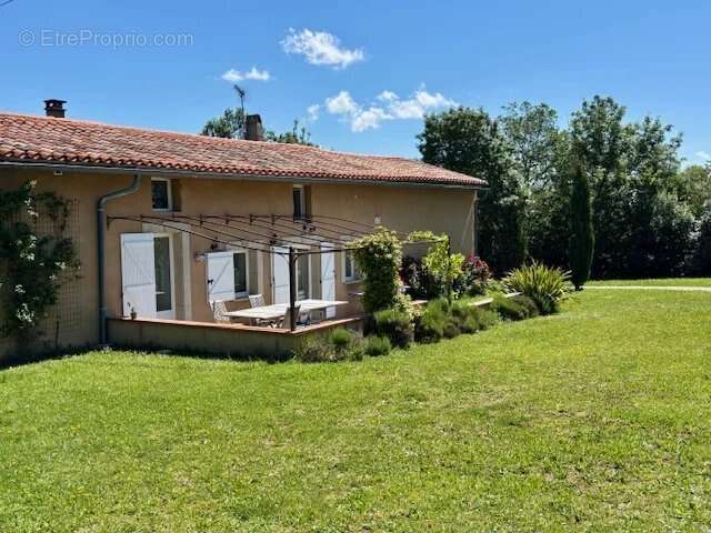 Maison à LABASTIDE-BEAUVOIR