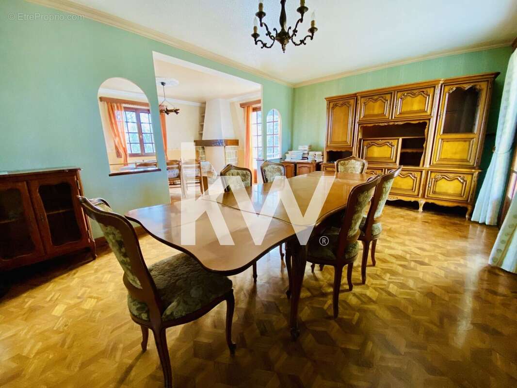 Maison à VERNEUIL-SUR-VIENNE