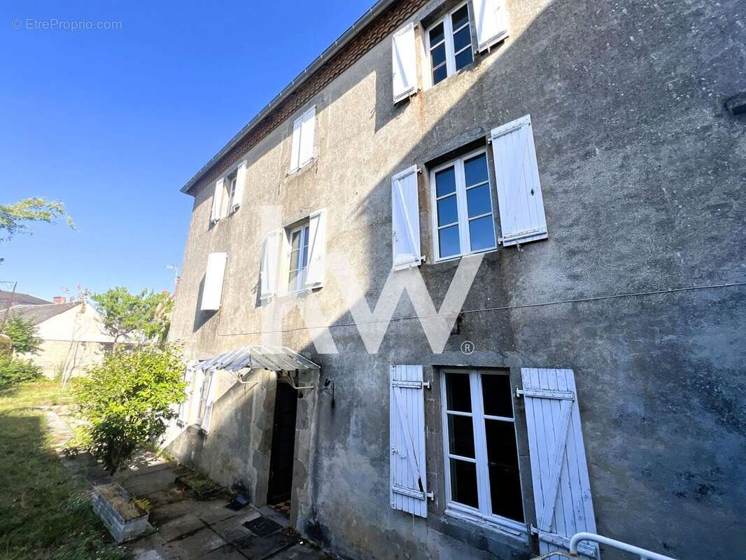 Appartement à LE DORAT