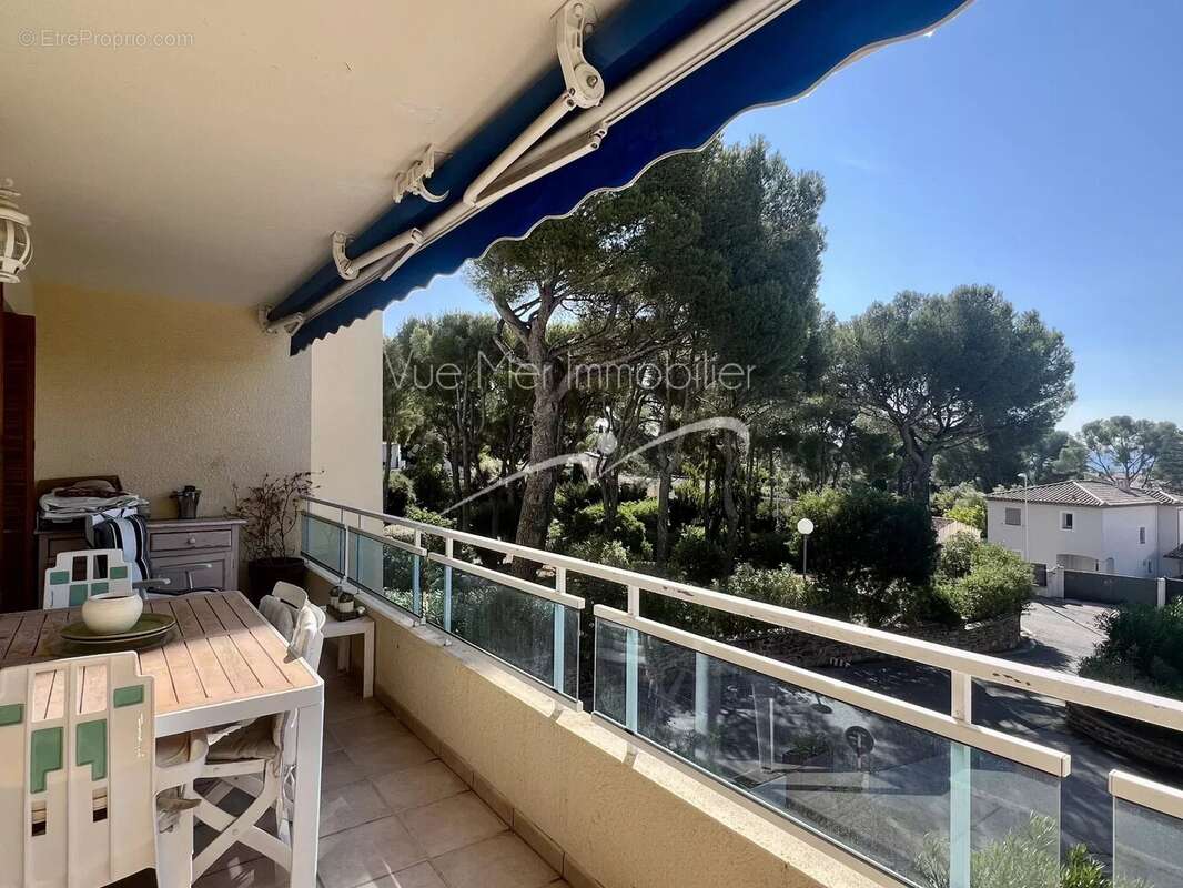 Appartement à BORMES-LES-MIMOSAS