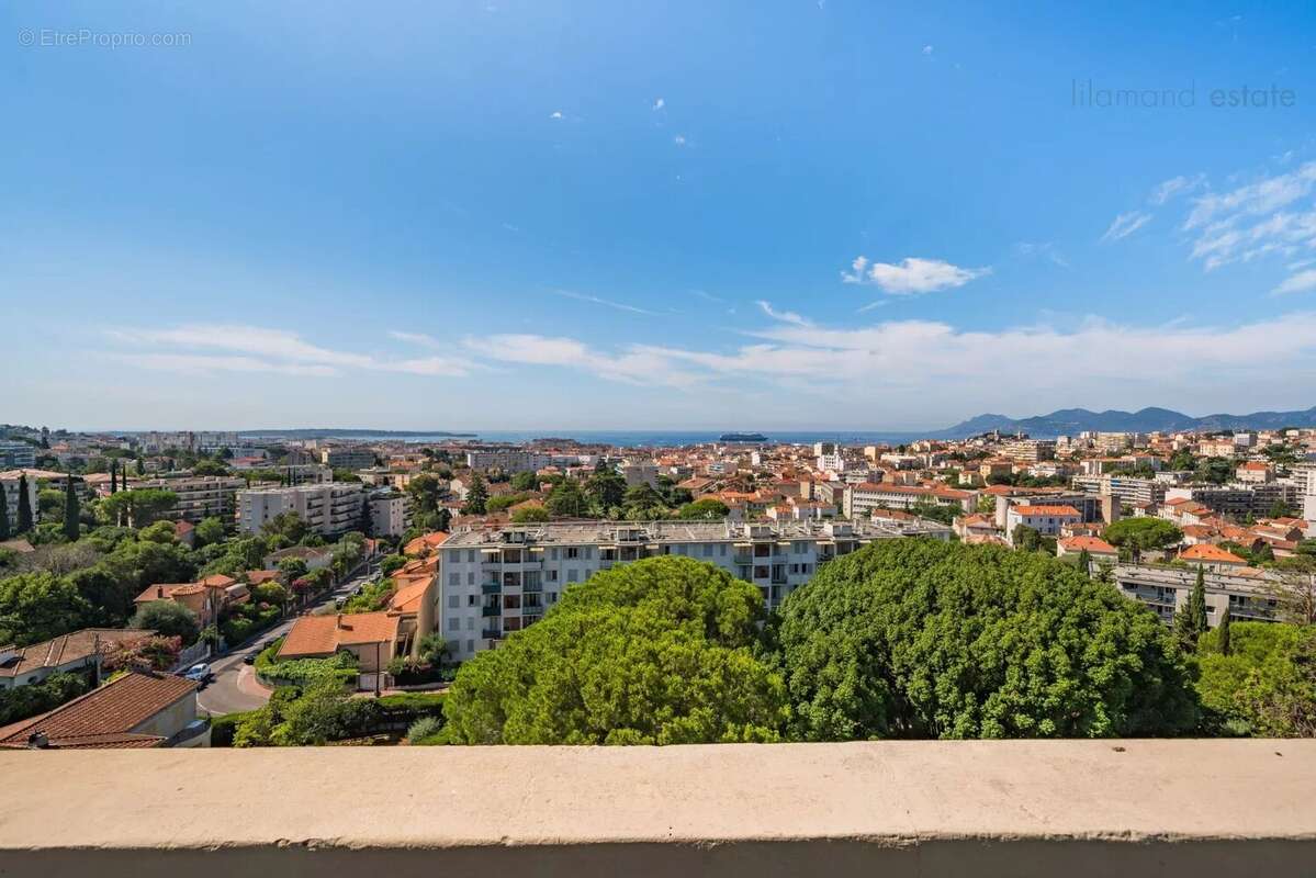 Appartement à CANNES