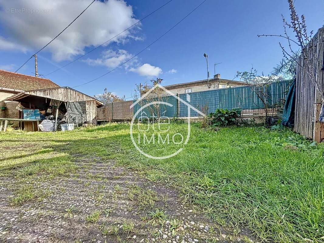 Maison à CASTILLON-LA-BATAILLE