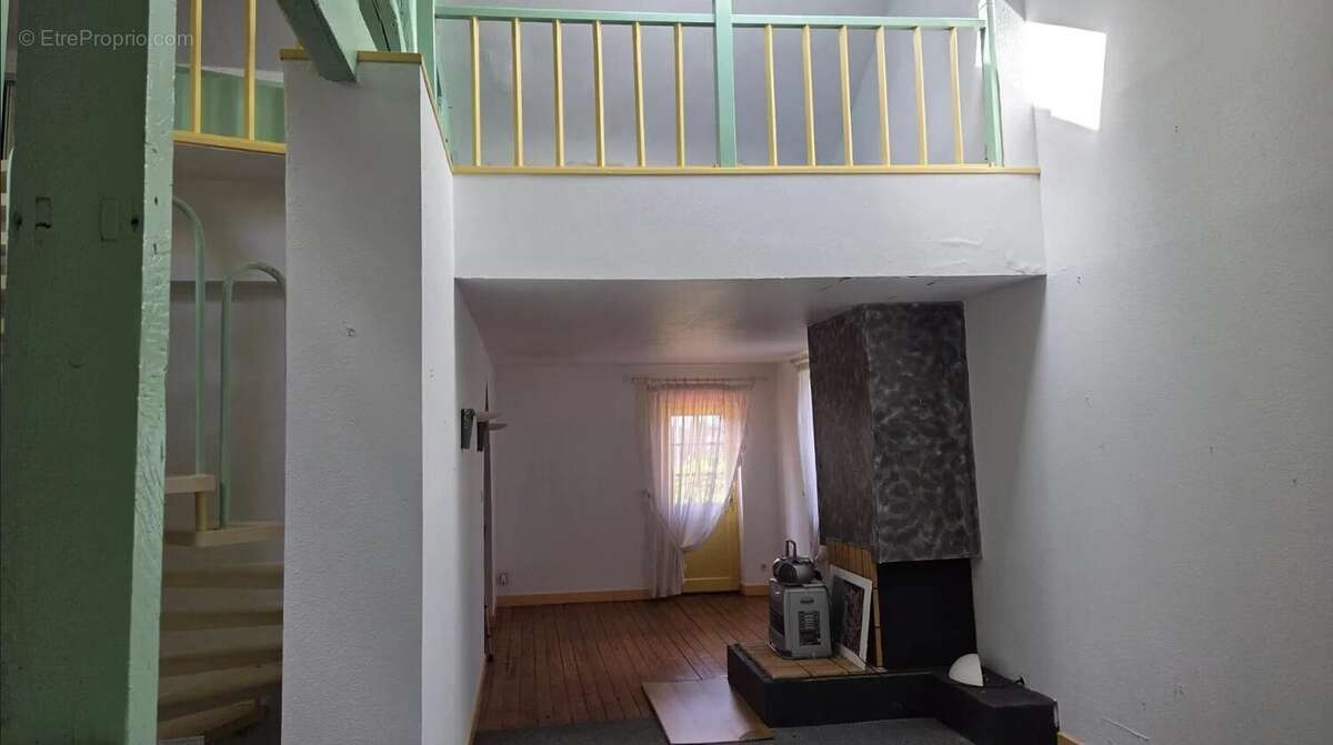 Maison à SAINT-MARCEL