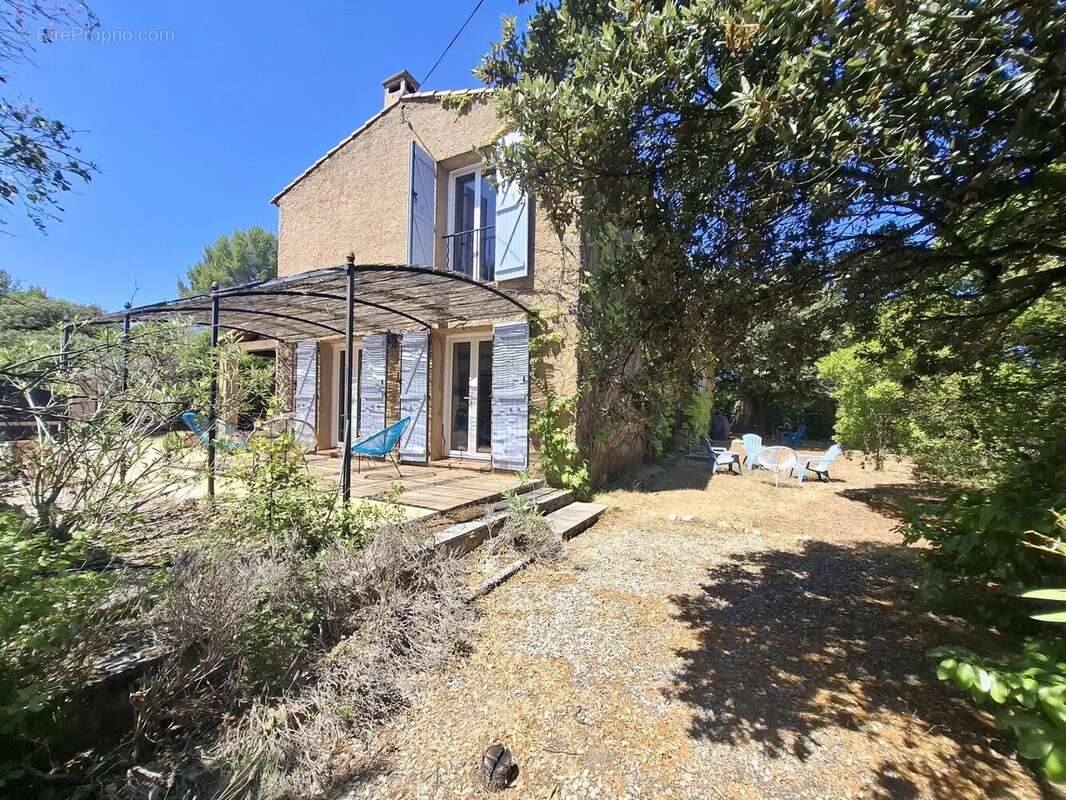 Maison à MOISSAC-BELLEVUE