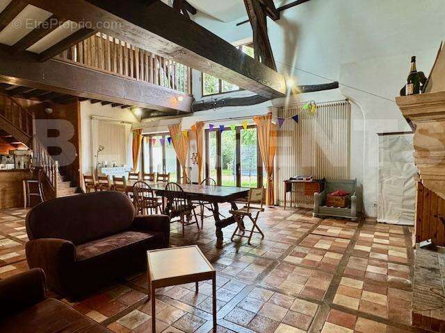 HP2 - Maison à GALLARDON