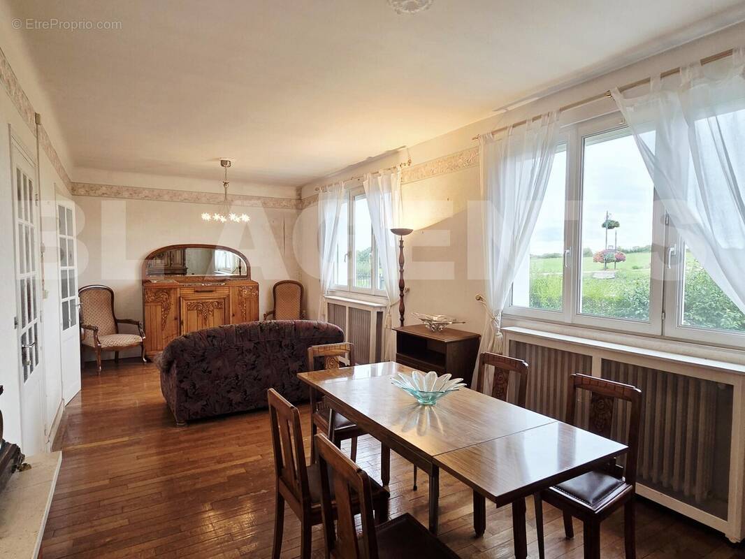 20250829_141025 - Maison à AVALLON