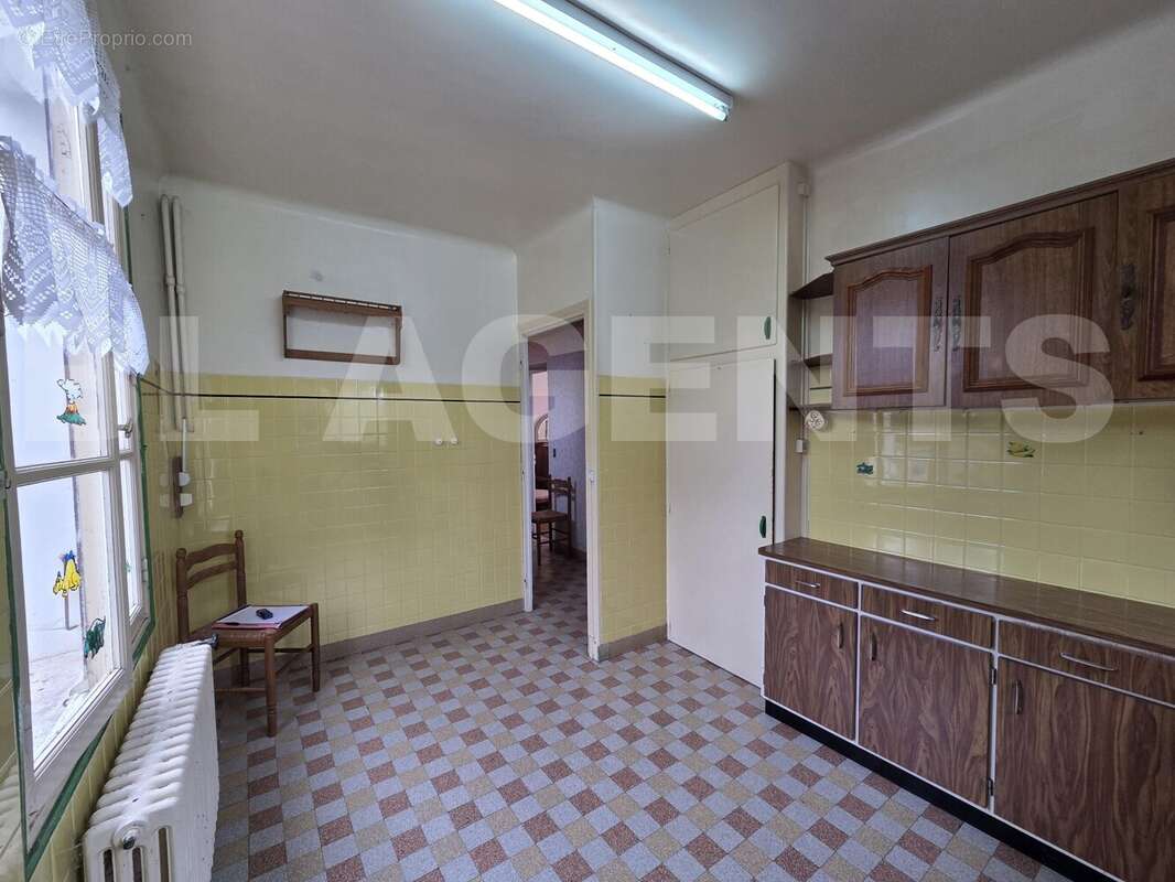 20250829_141418 - Maison à AVALLON