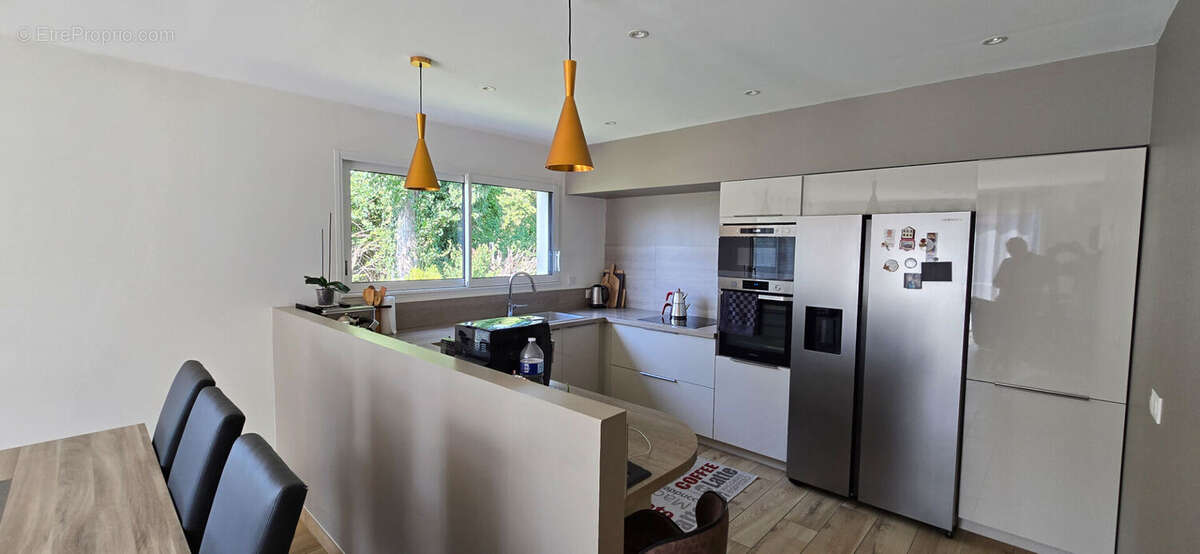 Maison à SAINT-ANDRE-LES-VERGERS