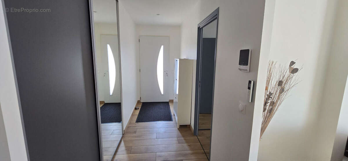 Maison à SAINT-ANDRE-LES-VERGERS