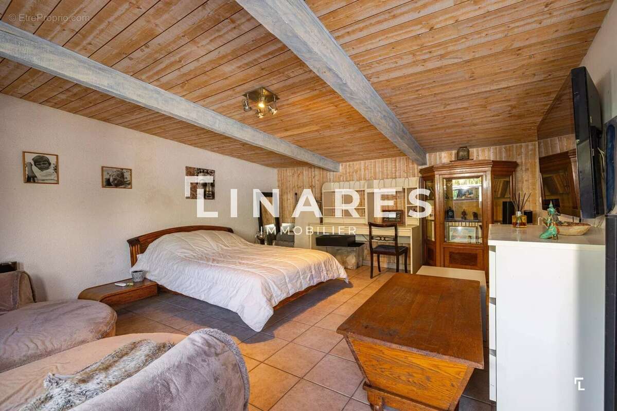 Maison à MARSEILLE-7E