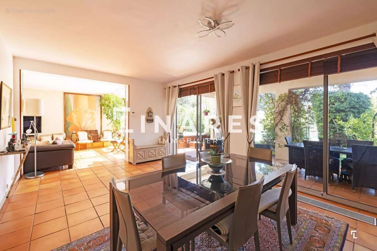 Maison à MARSEILLE-7E