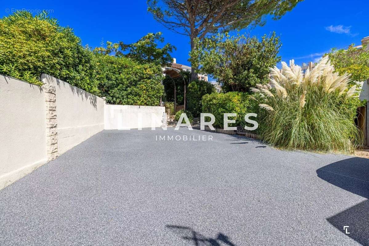 Maison à MARSEILLE-7E