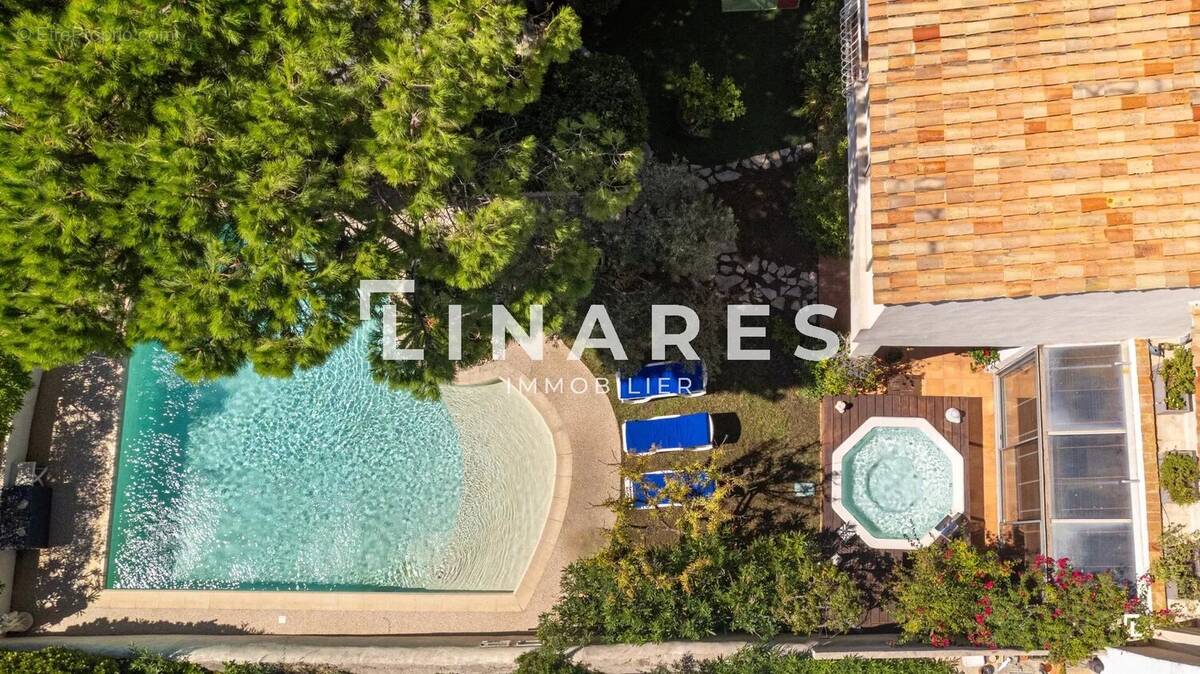 Maison à MARSEILLE-7E