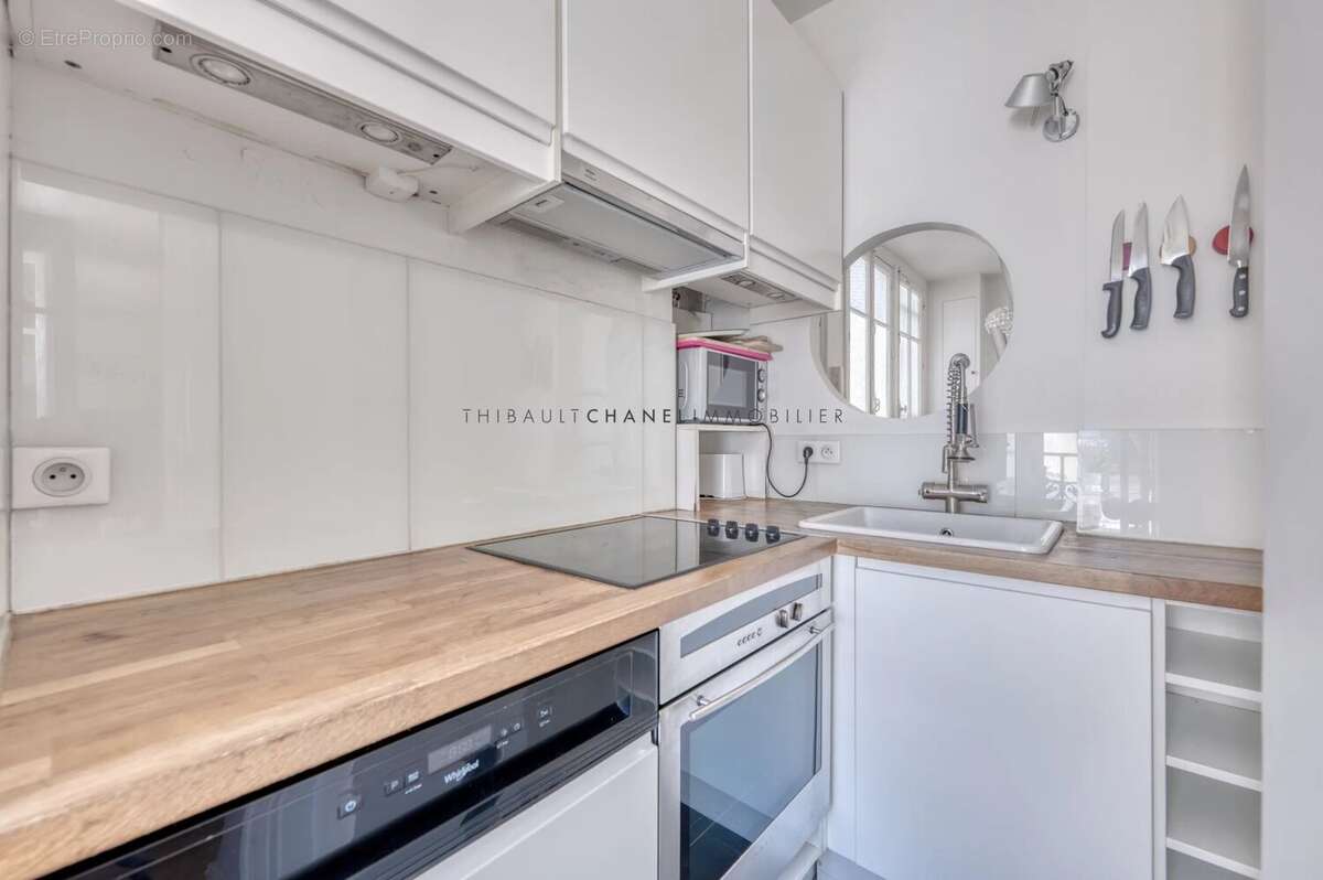 Appartement à PARIS-7E