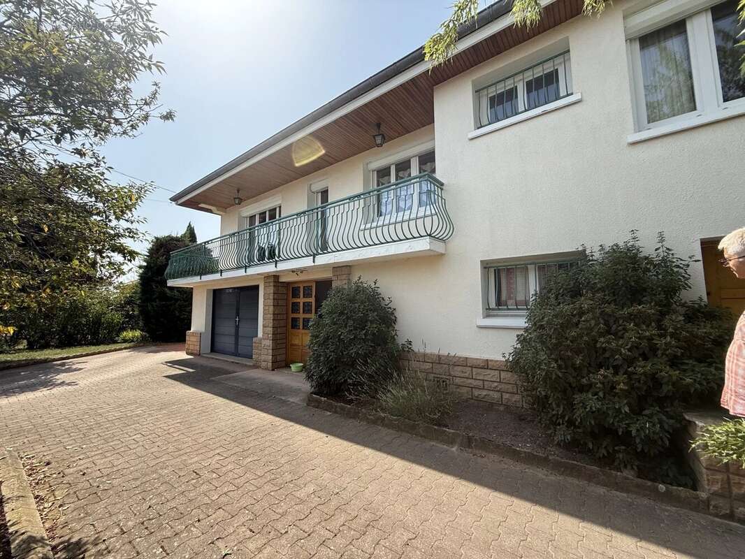 Maison à CORCELLES-EN-BEAUJOLAIS