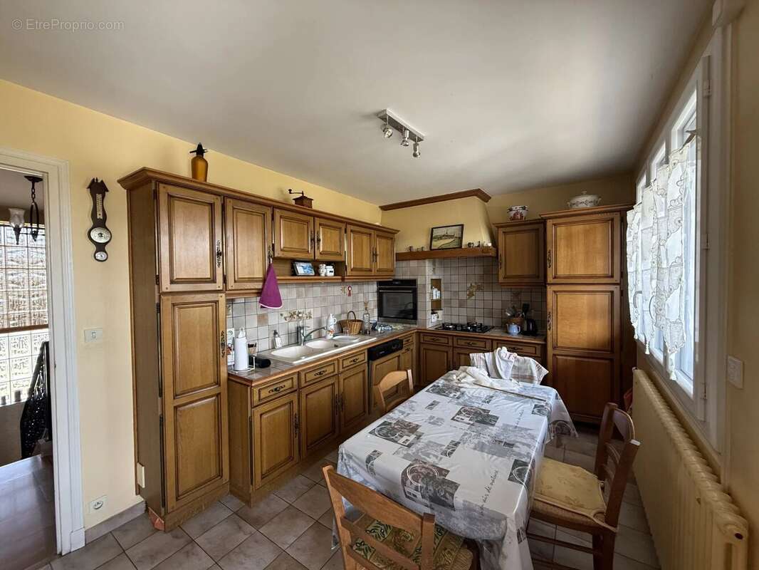 Maison à CORCELLES-EN-BEAUJOLAIS