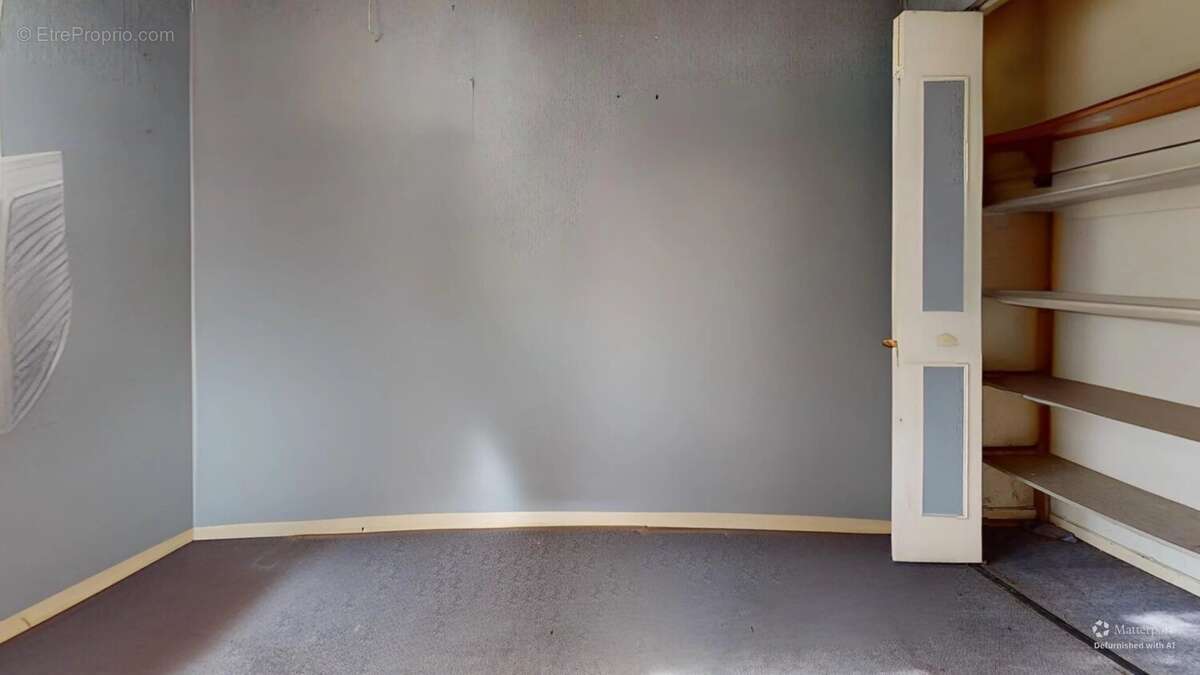 Maison à LE MESNIL-SAINT-DENIS