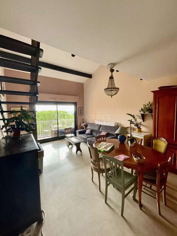 Appartement à AIX-EN-PROVENCE