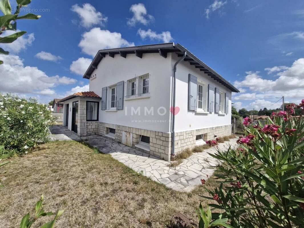 Maison à AIGREFEUILLE-D&#039;AUNIS