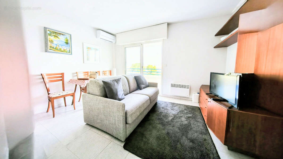 Appartement à FREJUS