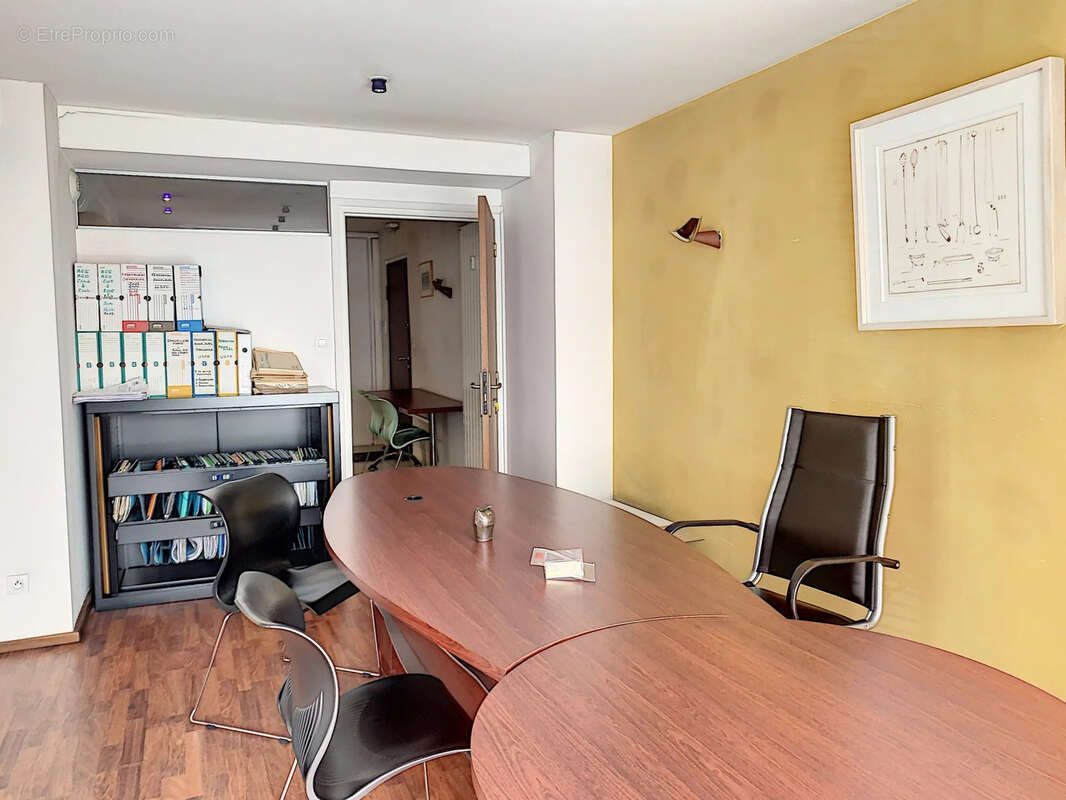 Commerce à SAINT-ETIENNE