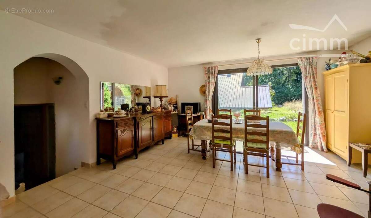 Maison à SAINT-PIERRE-DE-CHARTREUSE