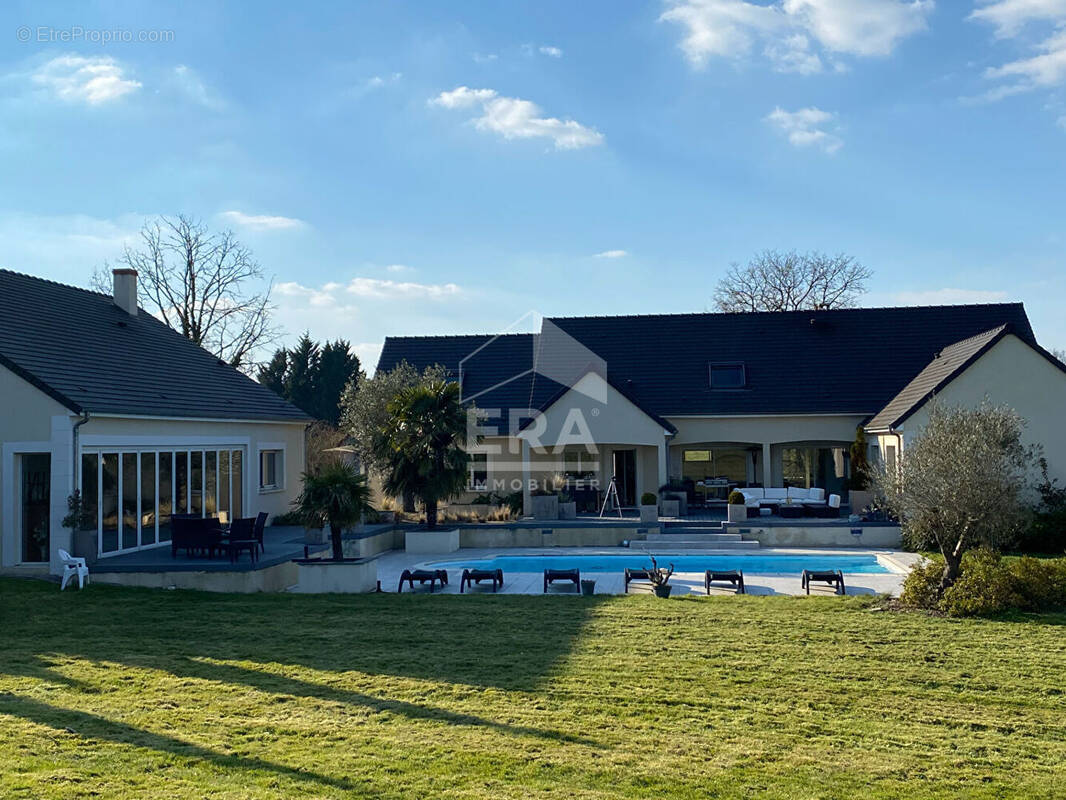 Maison à ARGENTON-SUR-CREUSE