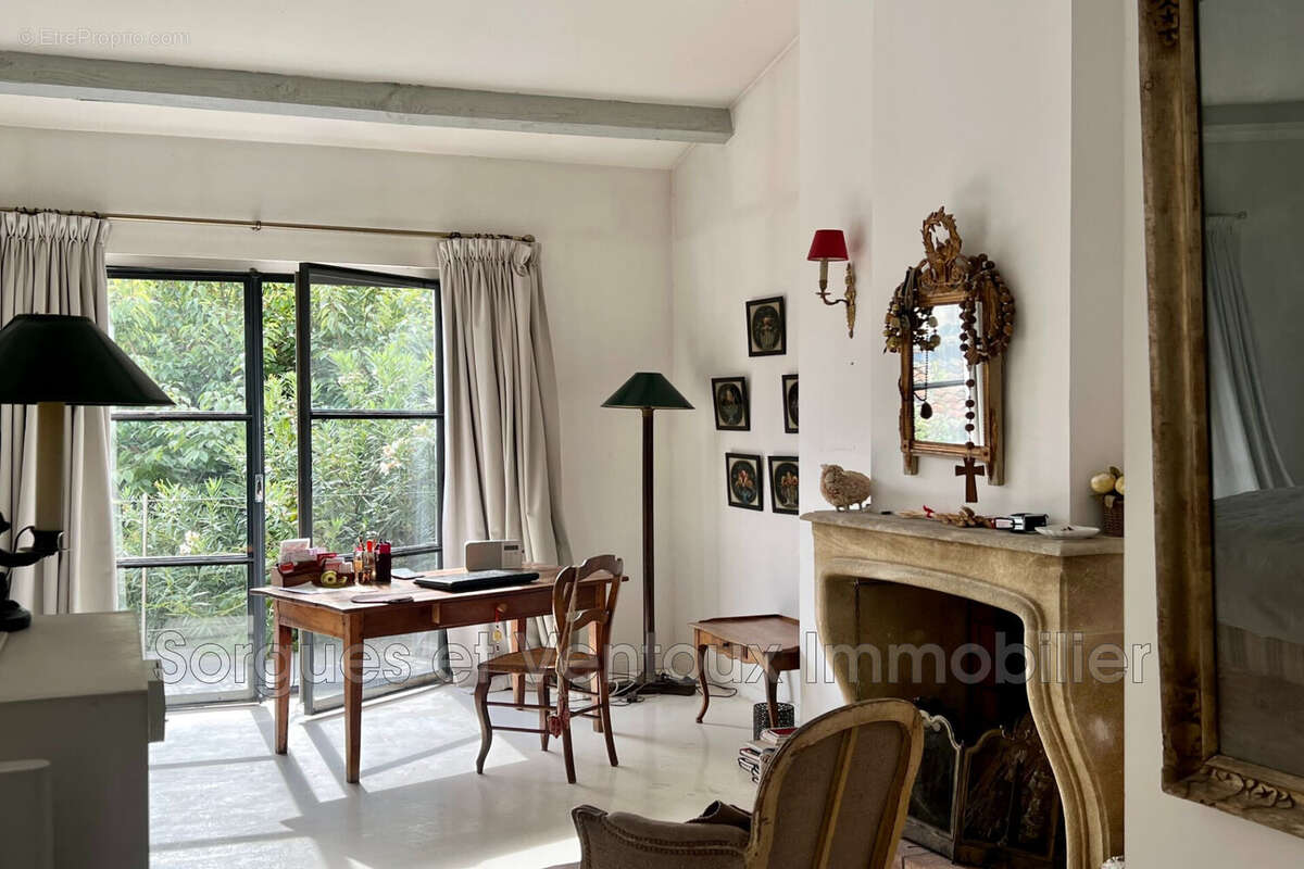 Maison à L&#039;ISLE-SUR-LA-SORGUE