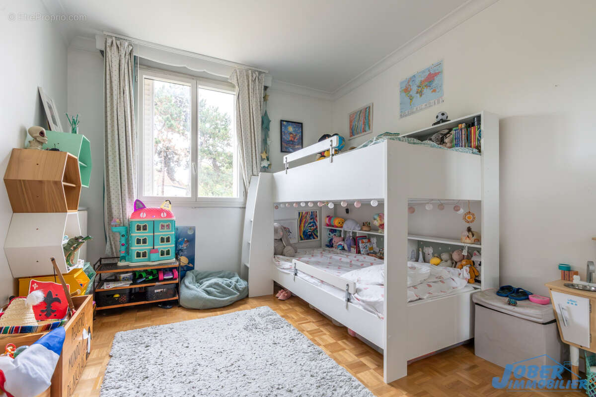 Appartement à NOGENT-SUR-MARNE