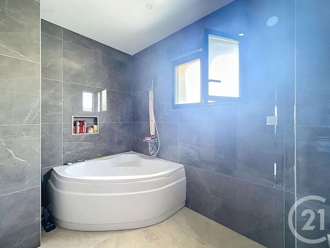 Maison à CORMONTREUIL