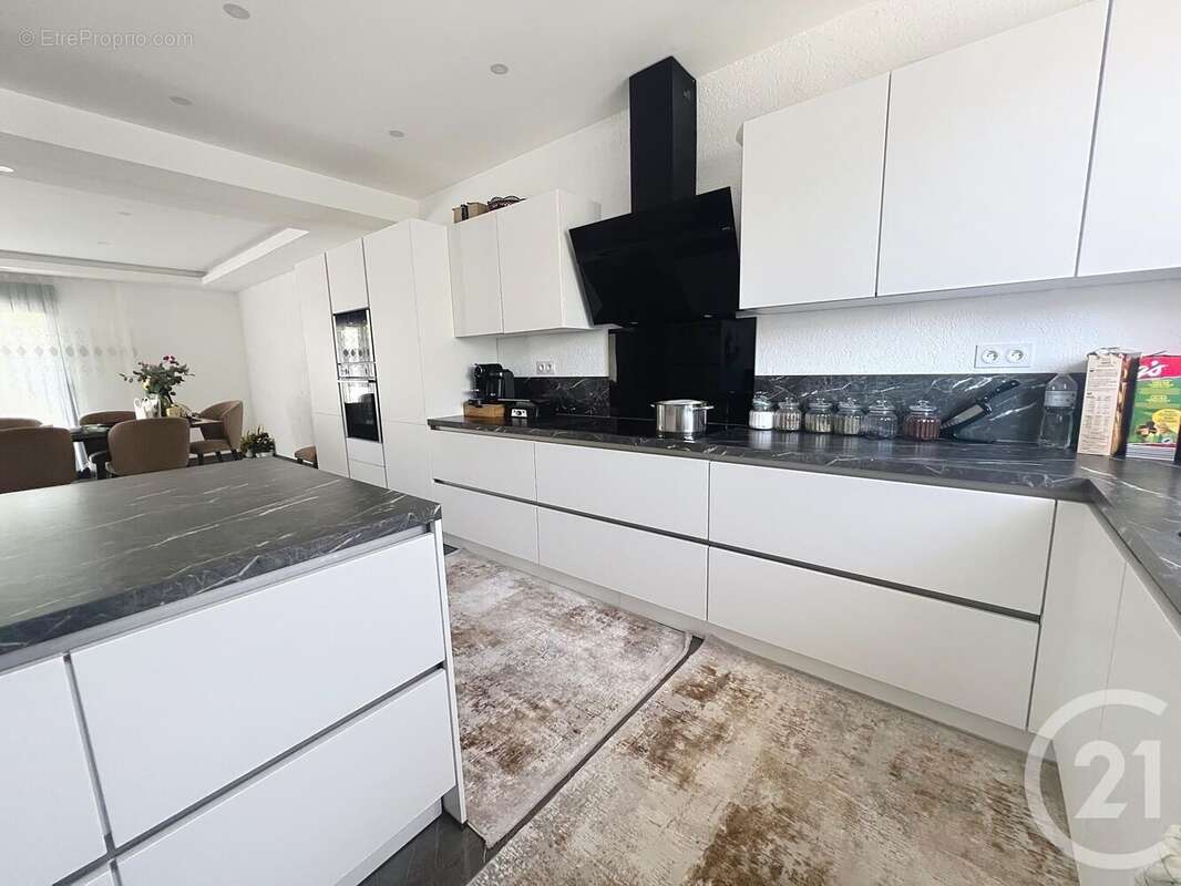 Maison à CORMONTREUIL