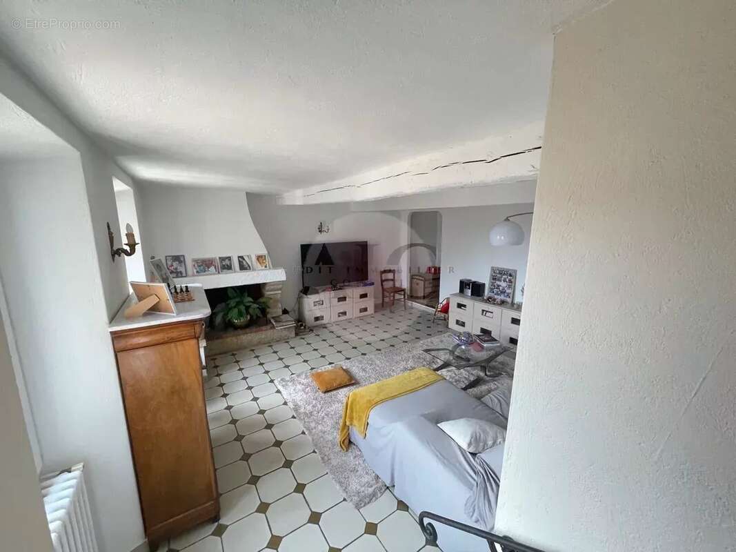 Appartement à FAYENCE