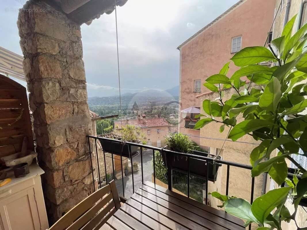 Appartement à FAYENCE