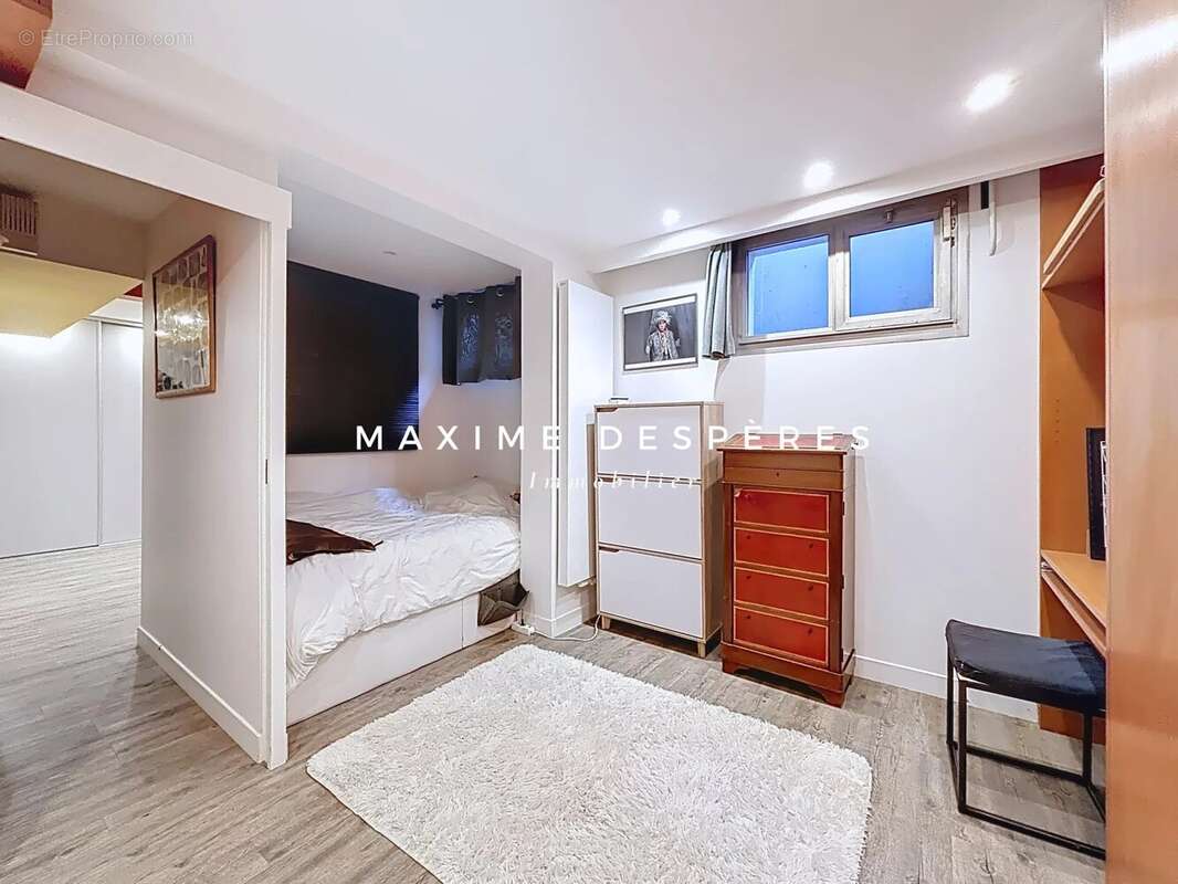 Appartement à NEUILLY-SUR-SEINE