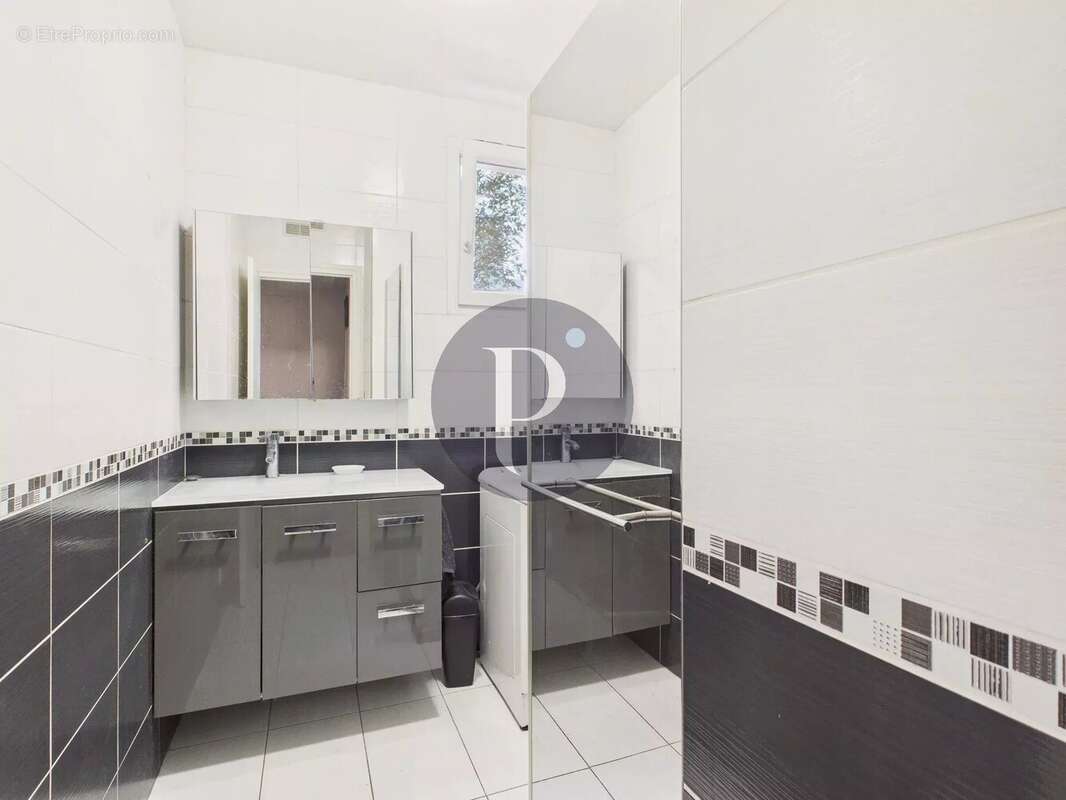 Appartement à BOURG-LA-REINE