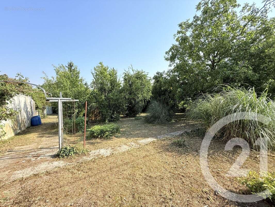 Maison à SAINT-QUENTIN