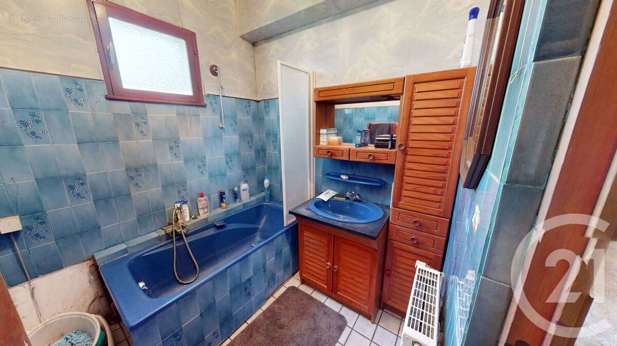 Maison à SAINT-QUENTIN