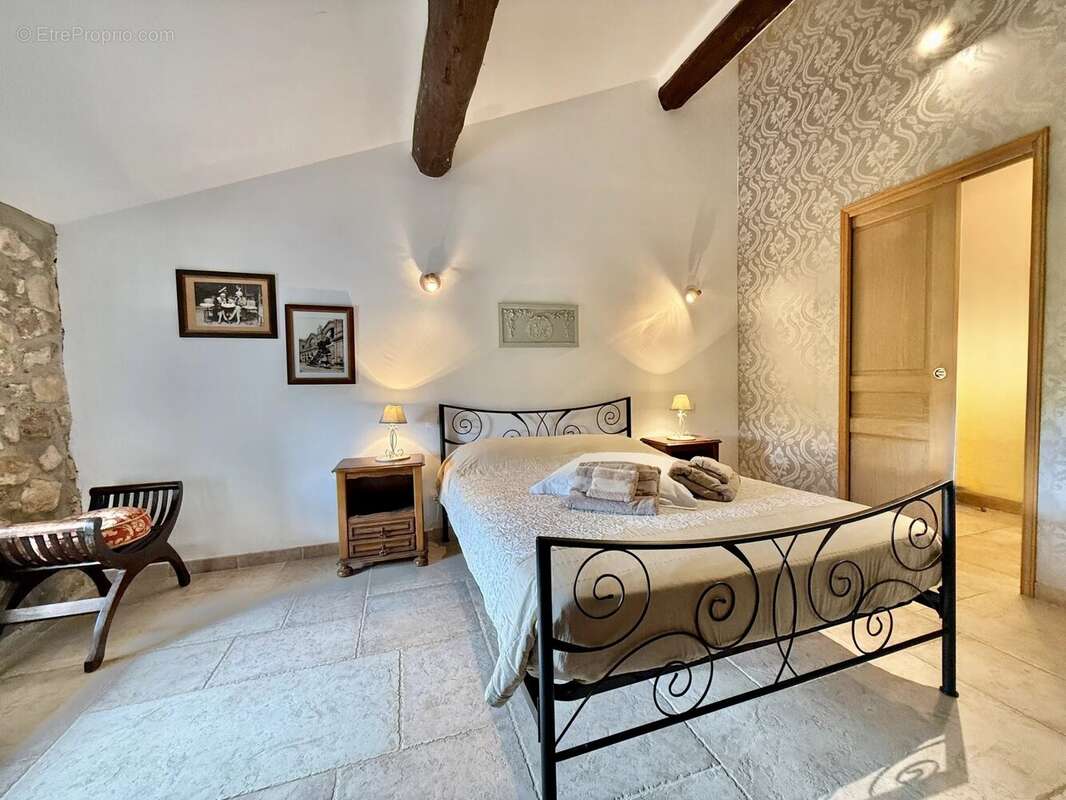 Maison à SAINT-ANDRE-DE-ROQUELONGUE