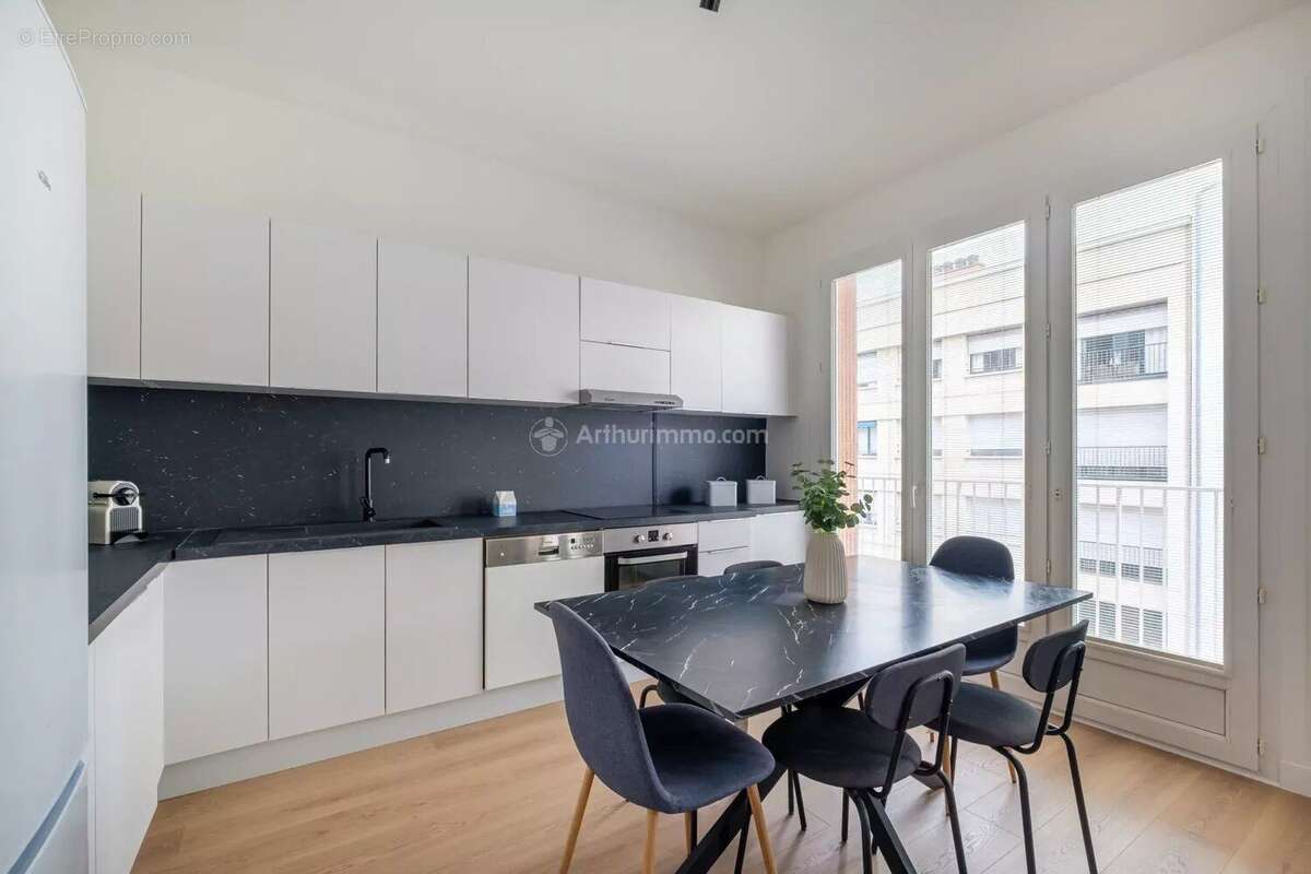 Appartement à LYON-6E